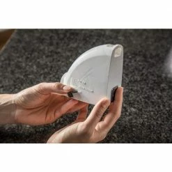 Kill and Contain Mouse Trap by TOMCAT 10 Kill and Contain Mouse Trap by TOMCAT -Pest Control Sales tomcat animal traps 0360610pm 4f 1000