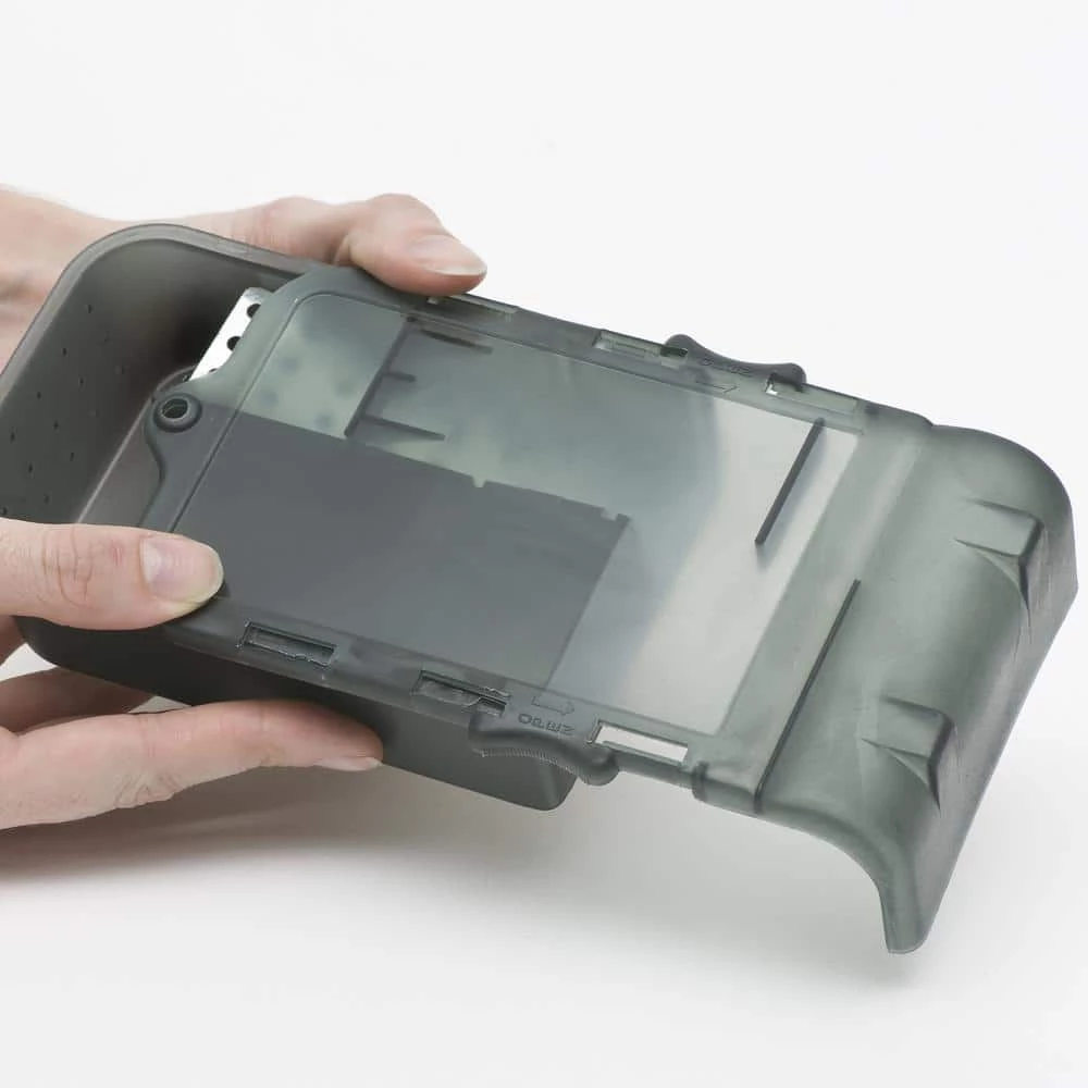 Catch and Hold No-Touch Humane Outdoor and Indoor Mouse Trap by Victor 7 Catch and Hold No-Touch Humane Outdoor and Indoor Mouse Trap by Victor - Image 5