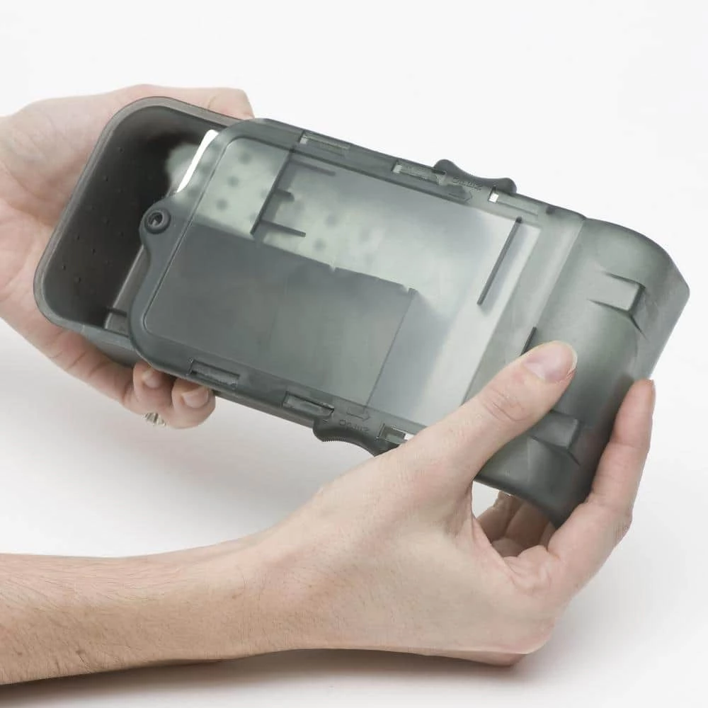 Catch and Hold No-Touch Humane Outdoor and Indoor Mouse Trap by Victor 9 Catch and Hold No-Touch Humane Outdoor and Indoor Mouse Trap by Victor - Image 7